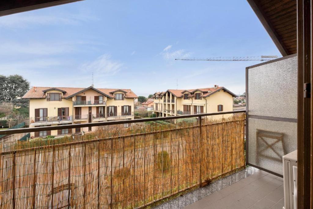 Appartamento Open Space Ferno Exterior photo